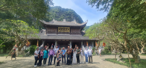 DELEGATES VISIT TRANG AN LANDSCAPE COMPLEX IN NINH BINH AFTER THE 2024 INTERNATIONAL CONFERENCE ON GREEN TRANSFORMATION